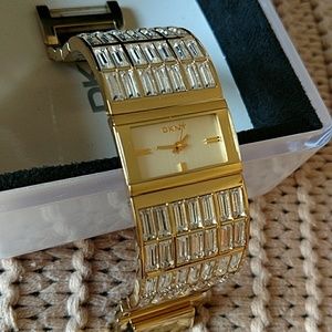 dkny swarovski crystal watch