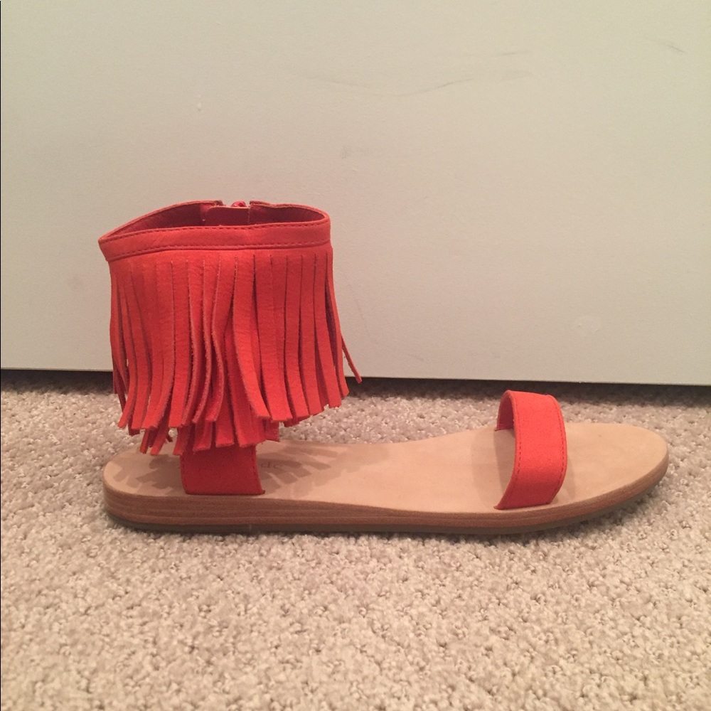 Kate Spade suede fringe sandals size 6
