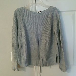 Gap sweater
