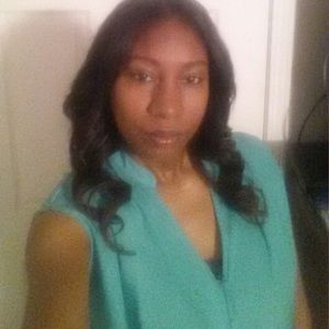 Meet your Posher, Jamina