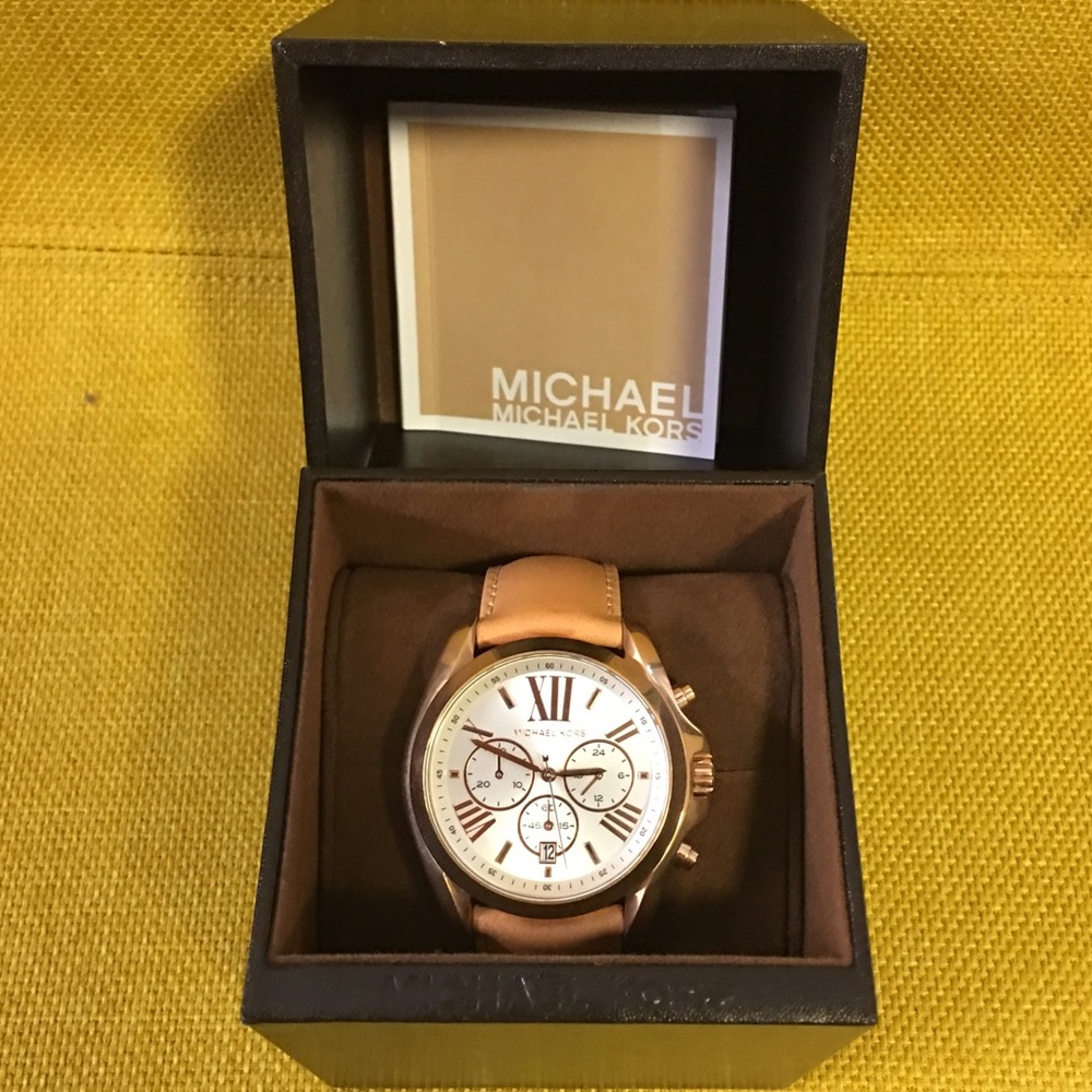Michael Kors Bradshaw Watch NWOT! NEW BATTERY!