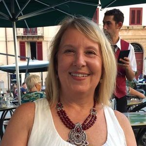 Meet your Posher, Pam