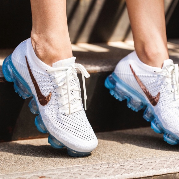 nike air vapormax flyknit rose gold