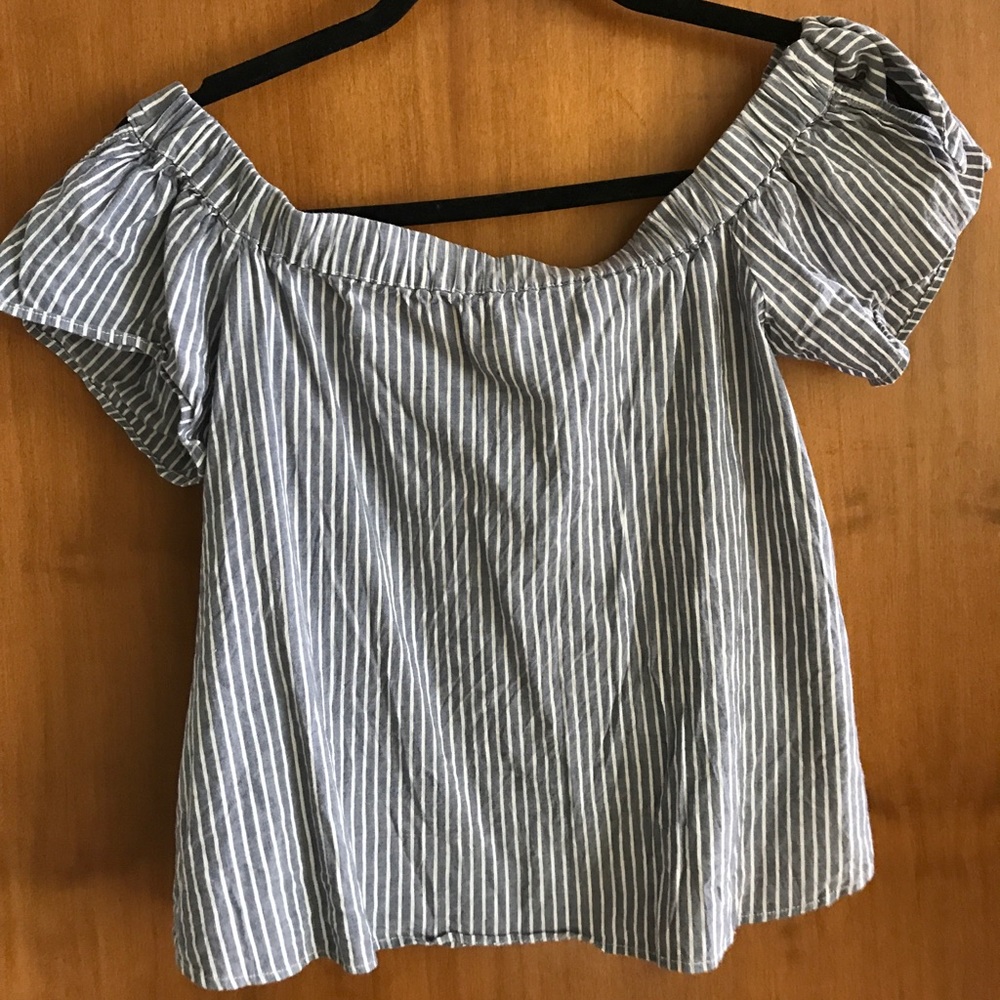 Abercrombie and Fitch  off the shoulder top