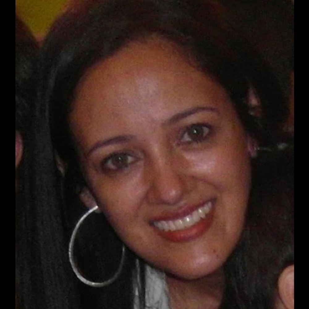 Meet your Posher, Claudia