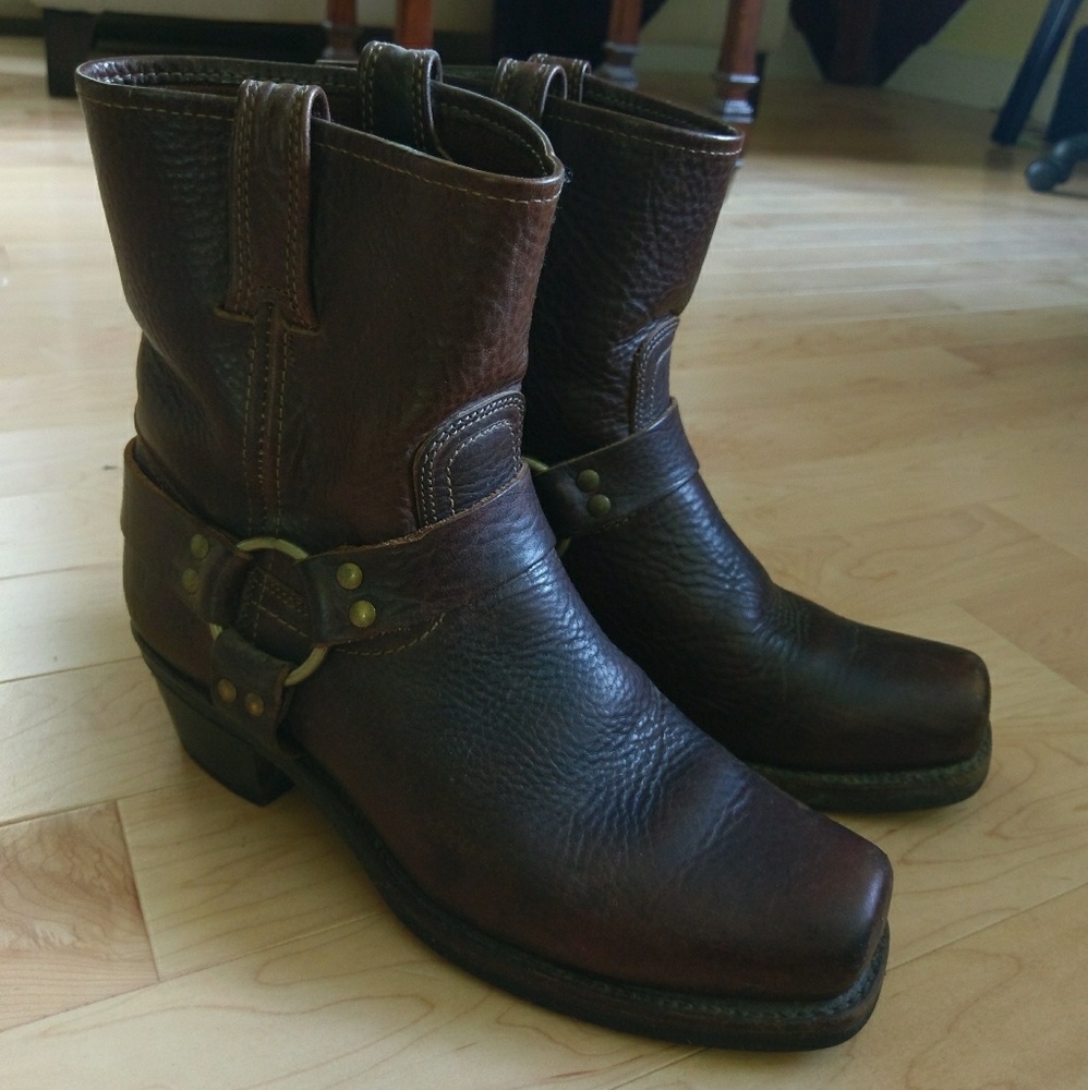 Frye Harness 8R Boots