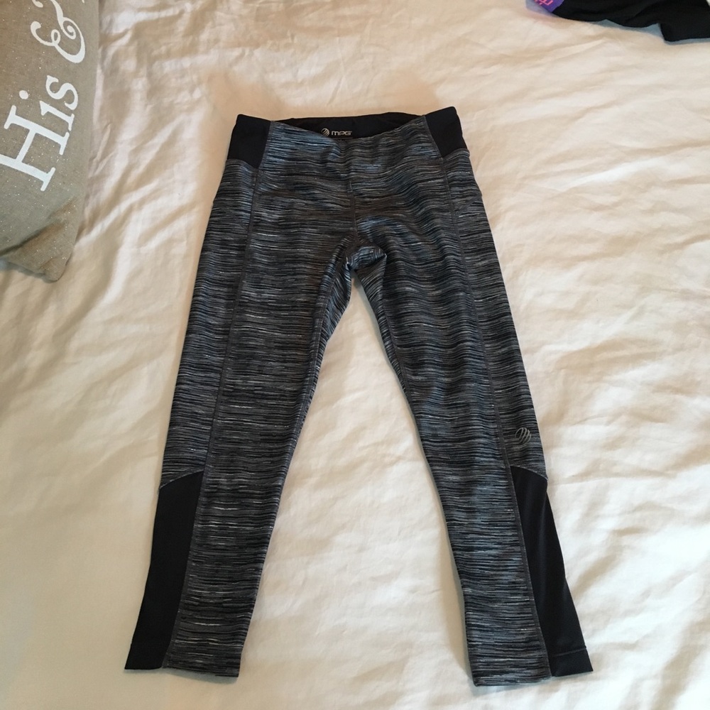 Capri workout legging size small
