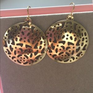 Gold Dangle Earrings 💜