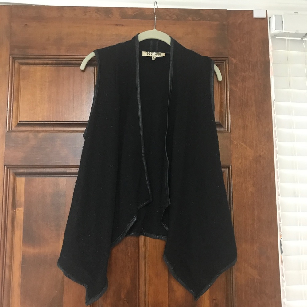 Black vest