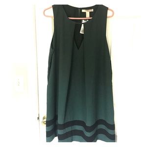 Forest green keyhole dress