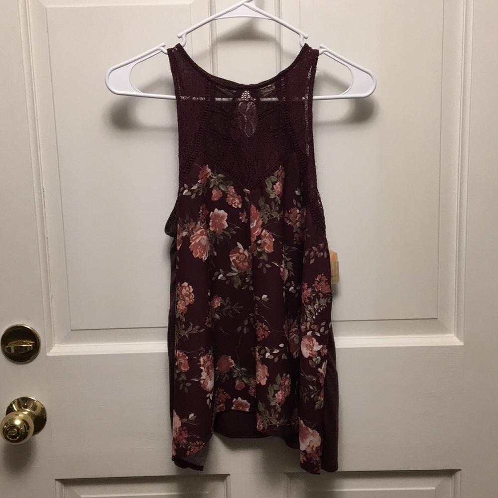 NWT Maroon Floral Flowy Shirr
