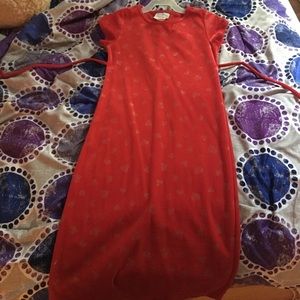 Size 6 bow tie red dress with gold heart print
