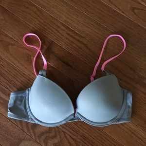 !!Last chance!! VS PINK grey sweetheart demi bra