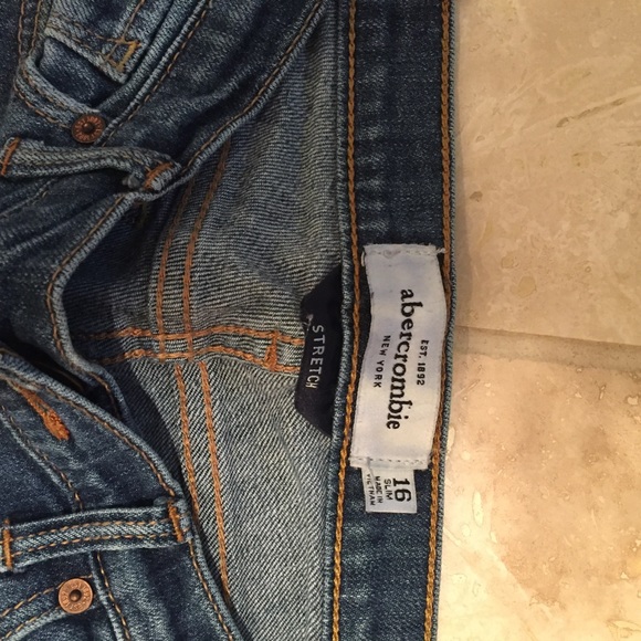 Abercrombie Size 16 Jeans - Picture 2 of 3