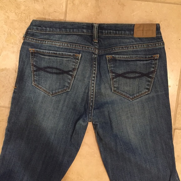 Abercrombie Size 16 Jeans - Picture 3 of 3