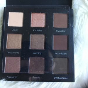 Eyeshadow palette