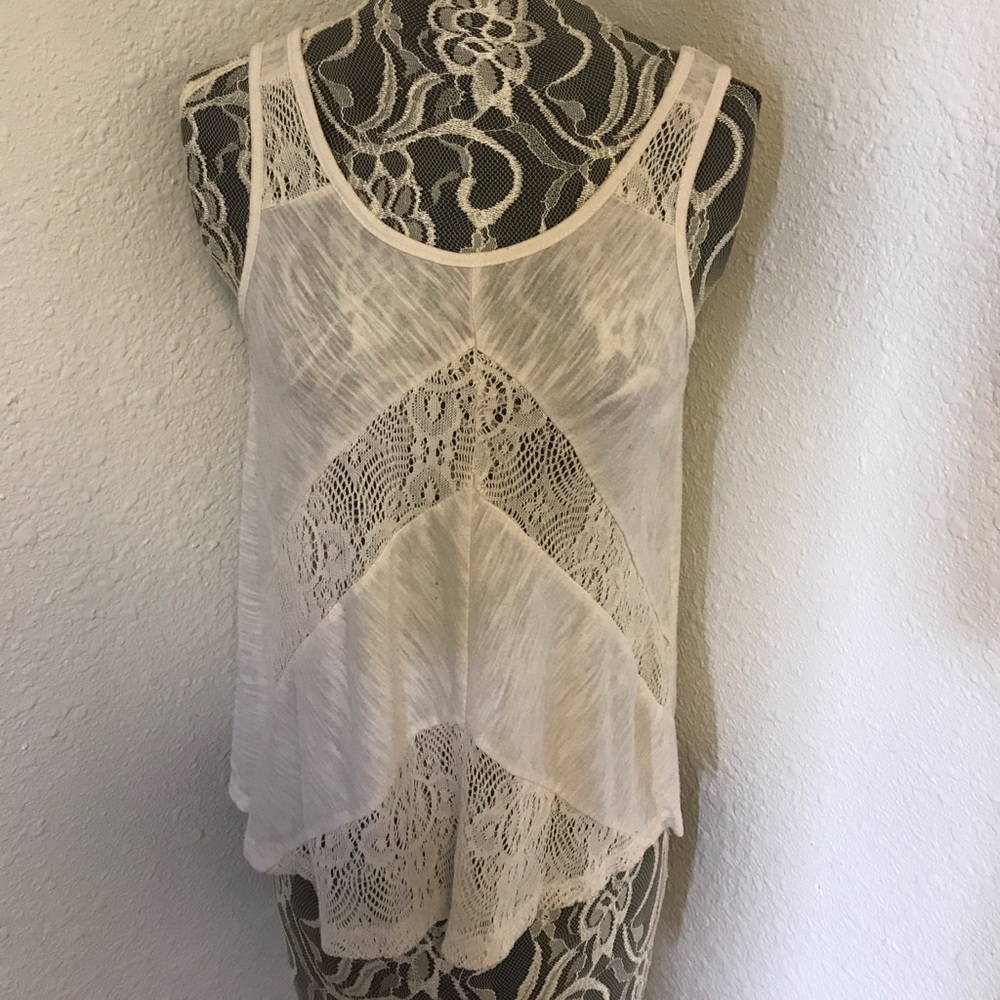 🚫SOLD🚫🍁SALE🍁Cute top*PRICE FIRM*