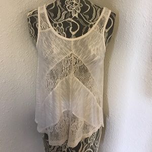 🚫SOLD🚫🍁SALE🍁Cute top*PRICE FIRM*