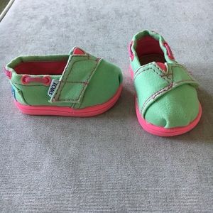 Baby Girl Toms