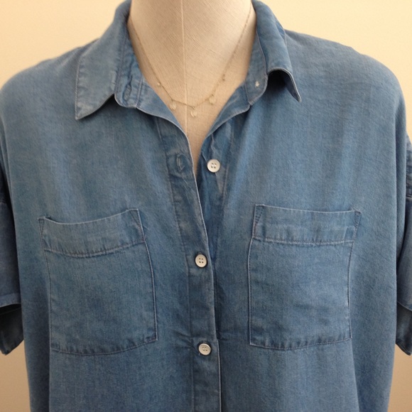 NWT Splendid Chambray Top - Picture 2 of 6