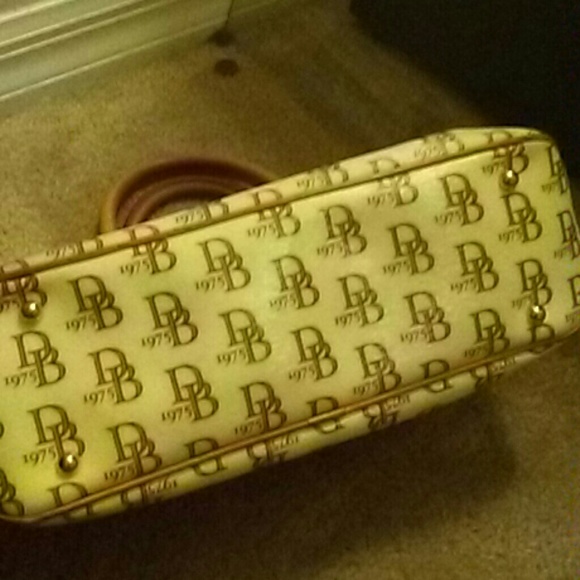 Handbag - Picture 7 of 8