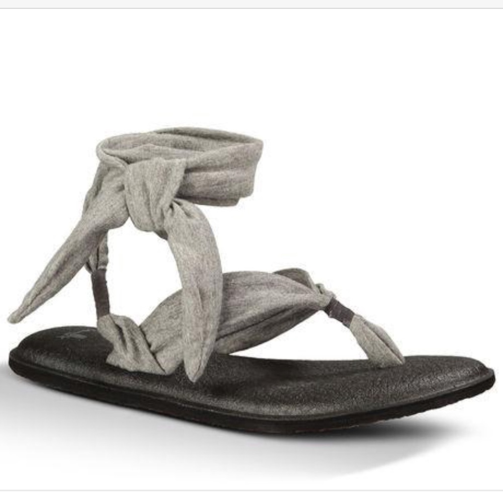 Grey ankle tie Sanuk's