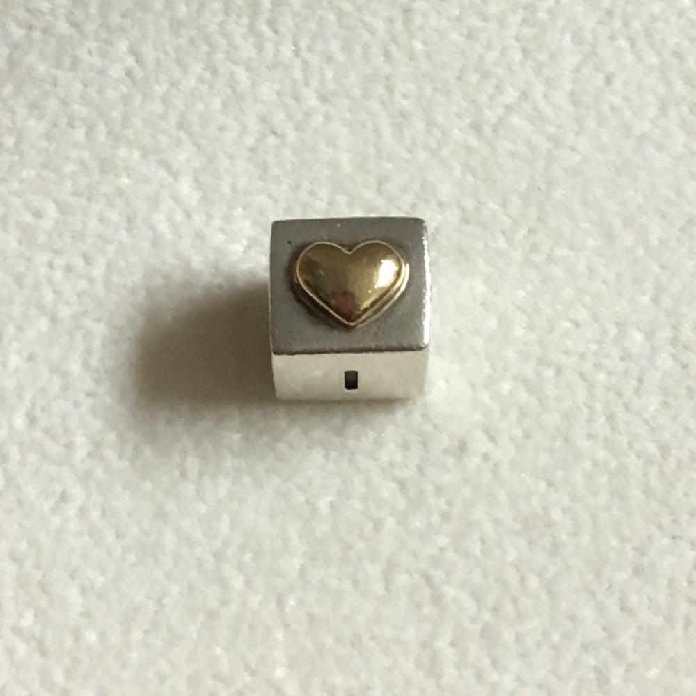 SUPER SALE!!!!💯Authentic Pandora I Love You Charm