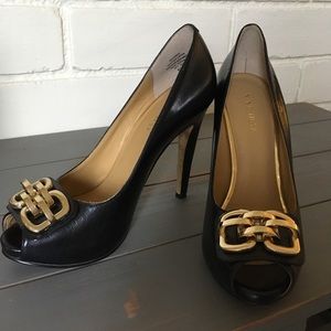 Classy + Glam Nine West Jonah Pump Sz. 6.5
