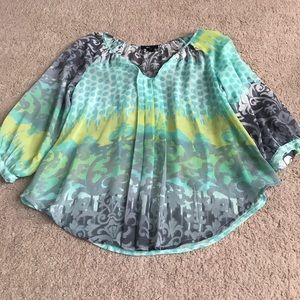 Multicolored top