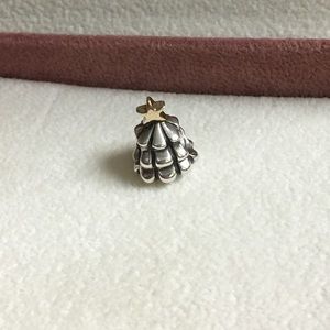 💯 Authentic Pandora Christmas Tree Charm