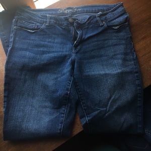 Delias Taylor Style Jeans