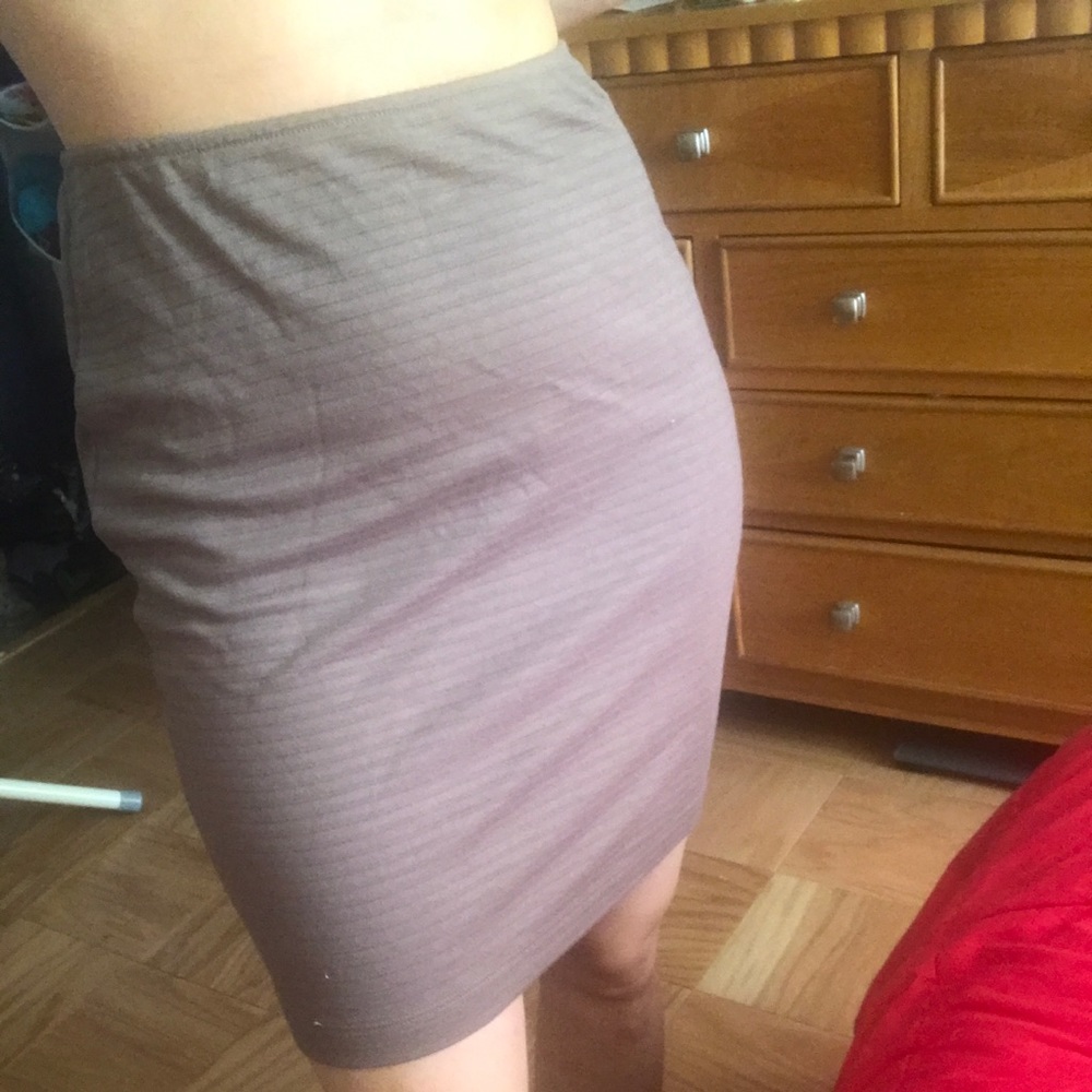 High waisted forever 21 skirt