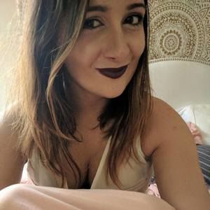 Meet your Posher, Caitlyn