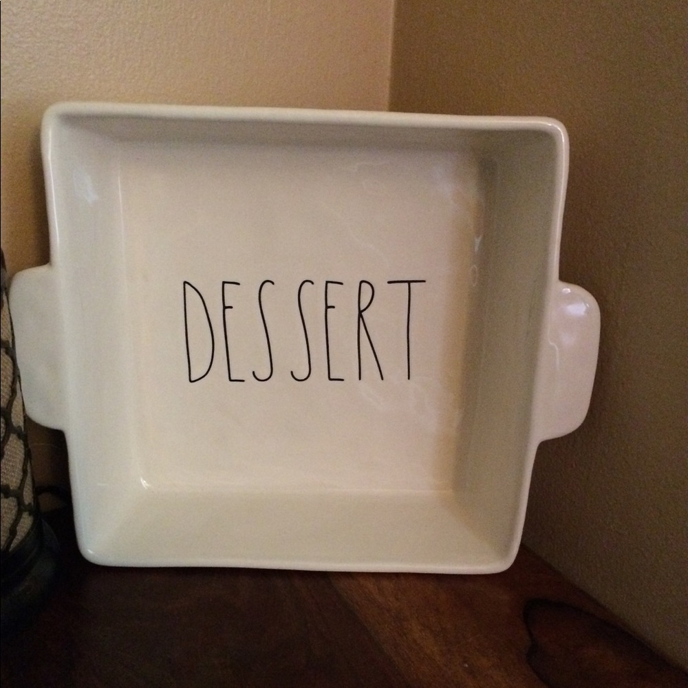 Rae Dunn Dessert baking pan *****HTF*****