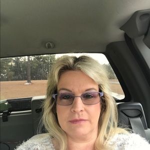 Meet your Posher, Sherry