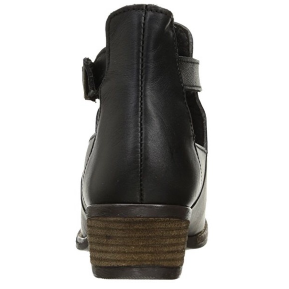 Black Leather Boho Chic Buckle Ankle Boot - Picture 4 of 6