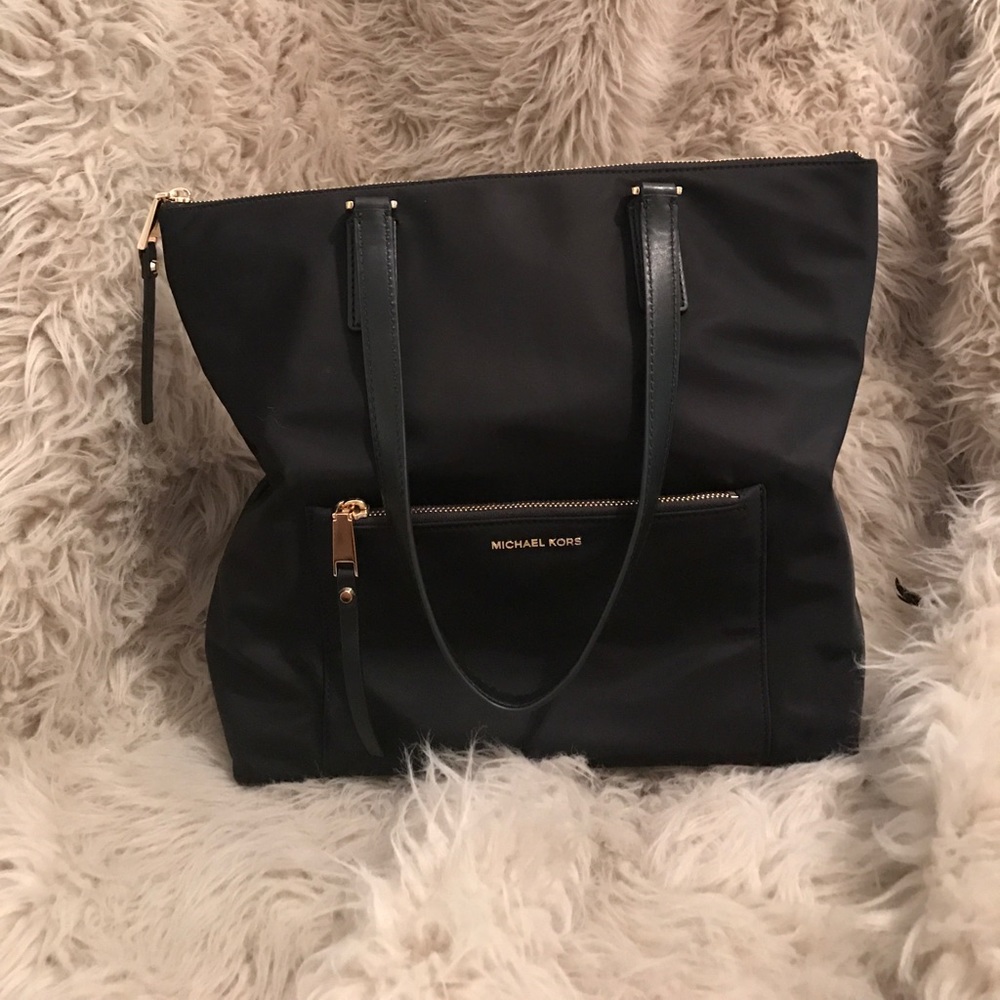 Michael Kors Black Ariana Tote