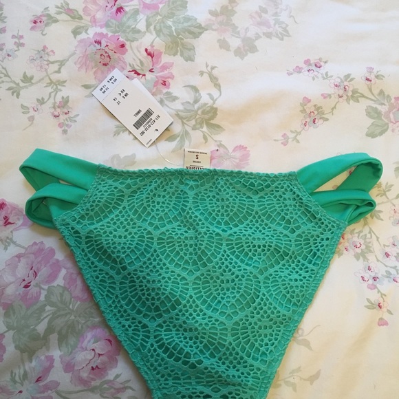 👙Victoria's Secret & Hollister bikini bottoms 👙 - Picture 3 of 5