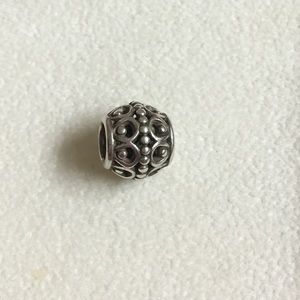 💯Authentic Pandora Swirl Charm