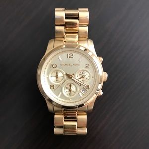 Michael kors oversized gold watch