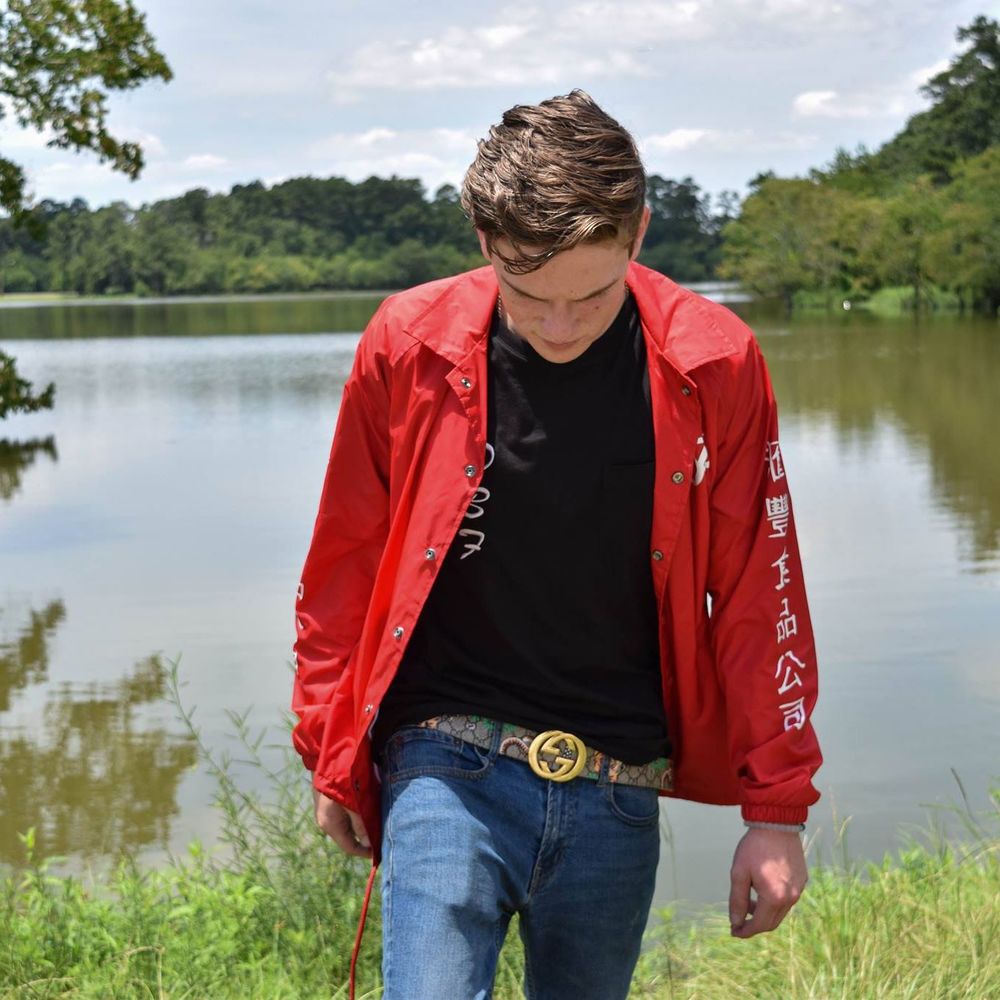 Meet your Posher, Brandon