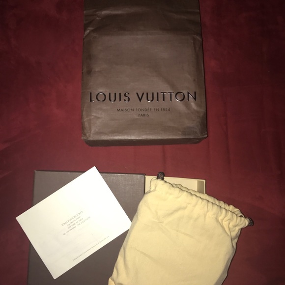 Louis Vuitton men\'s Damier reversible belt main image 6