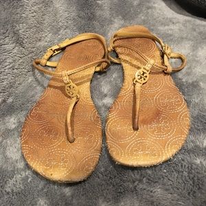 🚫SOLD🚫 Tory Burch Tan Emmy Logo Sandals Sz 7