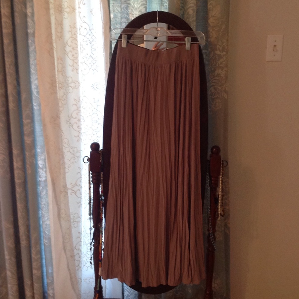 Maxi skirt