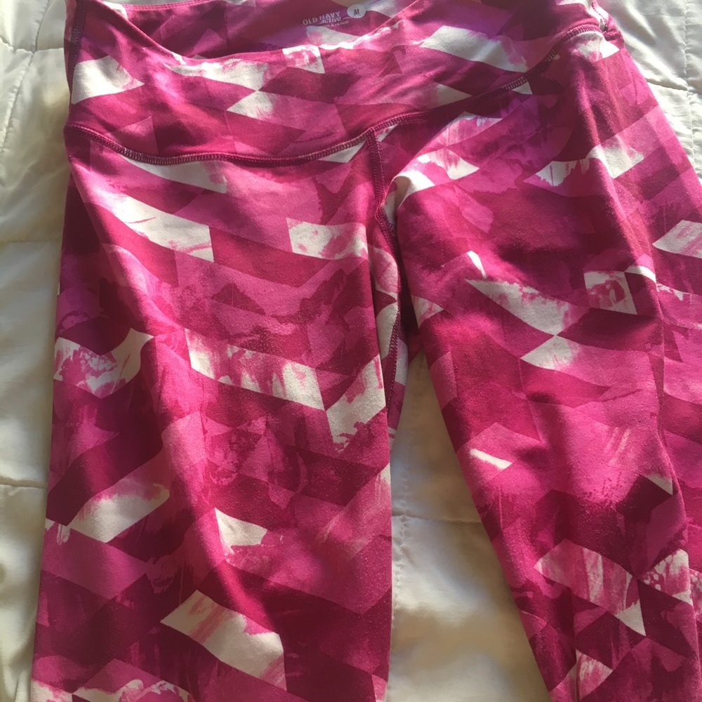 Pink athletic leggings