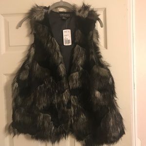 Faux Fur vest XL