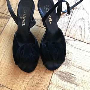 Authentic Chanel black velvet shoes Authentic Chanel black velvet shoes
