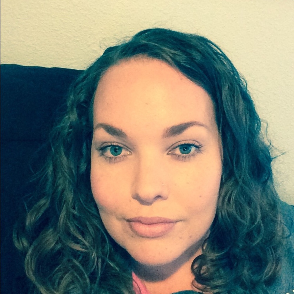Meet your Posher, Candice