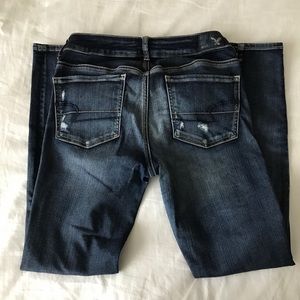 American eagle distressed jeans