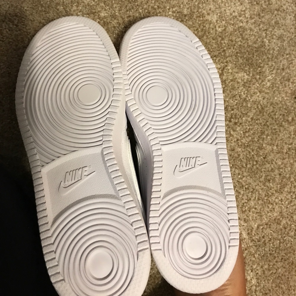 Nike sneakers - Picture 5 of 7